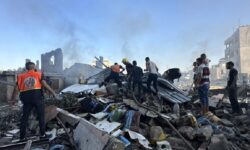 Πόλεμος στη Μέση Ανατολή: Χτυπήθηκε τέμενος στη κεντρική Γάζα – Πληροφορίες για εκατοντάδες νεκρούς