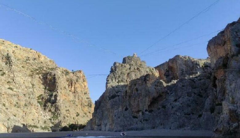 Σοκάρει ο τραγικός θάνατος του 38χρονου στο Αγιοφάραγγο Ηρακλείου – Έκανε σχοινοβασία σε ύψος 40 μέτρων