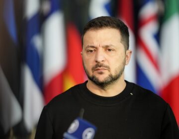 Ο Βολοντίμιρ Ζελένσκι δηλώνει έτοιμος να εγκαταλείψει την προεδρία όταν λήξει ο πόλεμος