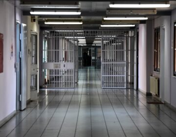 Αλλάζει ο σωφρονιστικός χάρτης της χώρας: Κατασκευή 8 νέων φυλακών και κατάργηση τουλάχιστον 5 καταστημάτων κράτησης