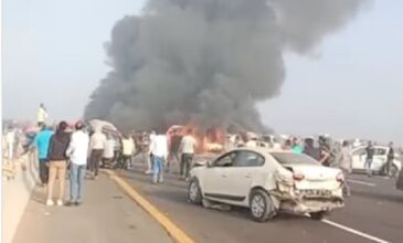 Τραγωδία στην Αίγυπτο: Καραμπόλα αυτοκινήτων με δεκάδες νεκρούς σε αυτοκινητόδρομο – Δείτε βίντεο
