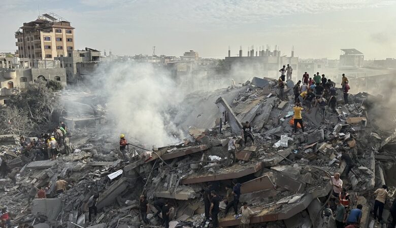 Ισραηλινοί βομβαρδισμοί στη Γάζα: 21 νεκροί από την ίδια οικογένεια, σύμφωνα με το υπουργείο Υγείας του παλαιστινιακού θύλακα