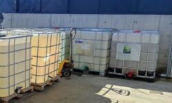 Η ΑΑΔΕ εντόπισε και κατέσχεσε 43.000 λίτρα χημικών διαλυτών και προϊόντων για νοθεία καυσίμων