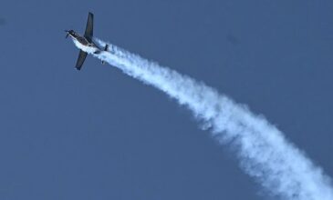 Η μεγάλη γιορτή της Πολεμικής Αεροπορίας με την αεροπορική επίδειξη στον Φλοίσβο – Εντυπωσιακές εικόνες