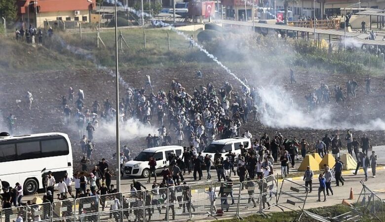 Τουρκία: Επεισόδια έξω από τη βάση του Ιντσιρλίκ σε συγκέντρωση διαμαρτυρίας για τη Γάζα