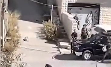 Πόλεμος στη Μέση Ανατολή: Βίντεο από την επίθεση στην αυτοκινητοπομπή που μετέφερε τον  Μαχμούντ Αμπάς