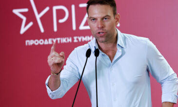 Στέφανος Κασσελάκης: Η διάσπαση στον ΣΥΡΙΖΑ υπάρχει εδώ και χρόνια – Αποδοκιμασίες κατά την ομιλία του