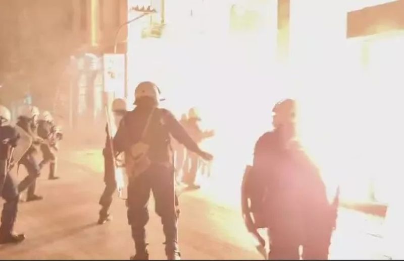 Πάτρα: Eλεύθεροι οι τρεις συλληφθέντες για τα επεισόδια στην πορεία του Πολυτεχνείου