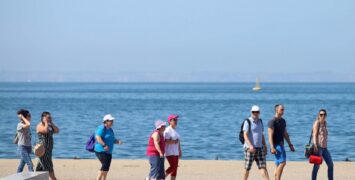 Αυξήθηκαν κατά 18% οι προκρατήσεις από Βρετανούς τουρίστες για την Βόρεια Ελλάδα το 2024