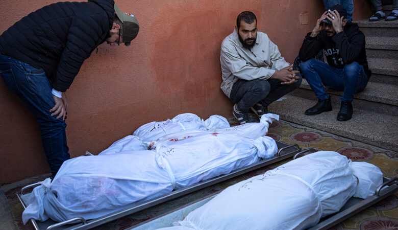 Έντεκα νεκροί από βομβαρδισμό του Ισραήλ κοντά σε νοσοκομείο στη Ράφα