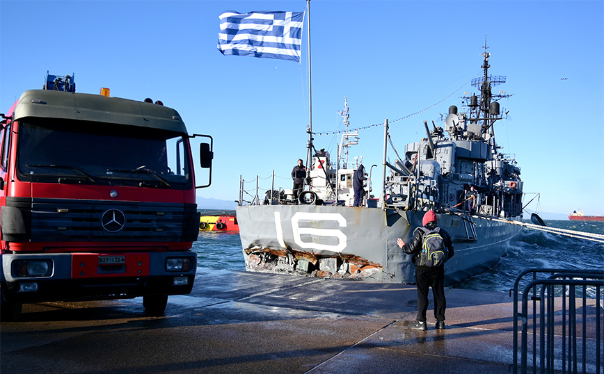 Έρευνα για τον ελλιμενισμό του αντιτορπιλικού «Βέλος» ζήτησε ο Νίκος Δένδιας