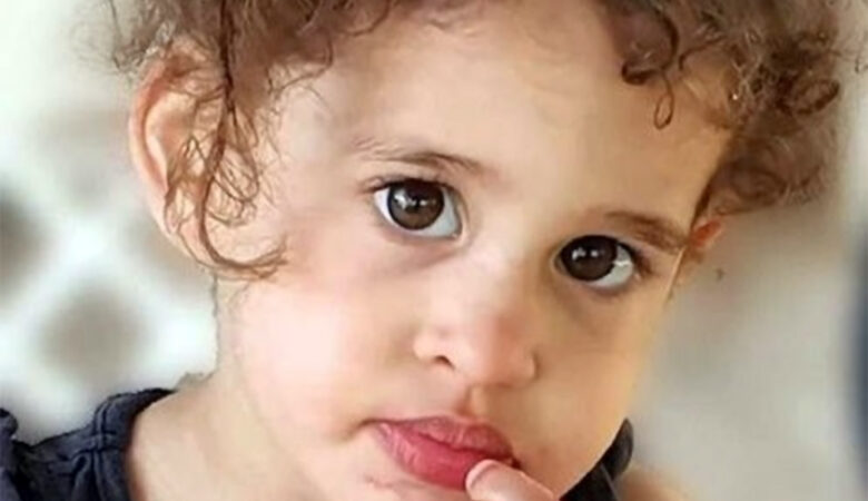 Συγκινεί η 4χρονη Αμπιγκέιλ που ήταν ανάμεσα στους ομήρους που ελευθερώθηκαν – Η Χαμάς σκότωσε τους γονείς της μπροστά στα μάτια της