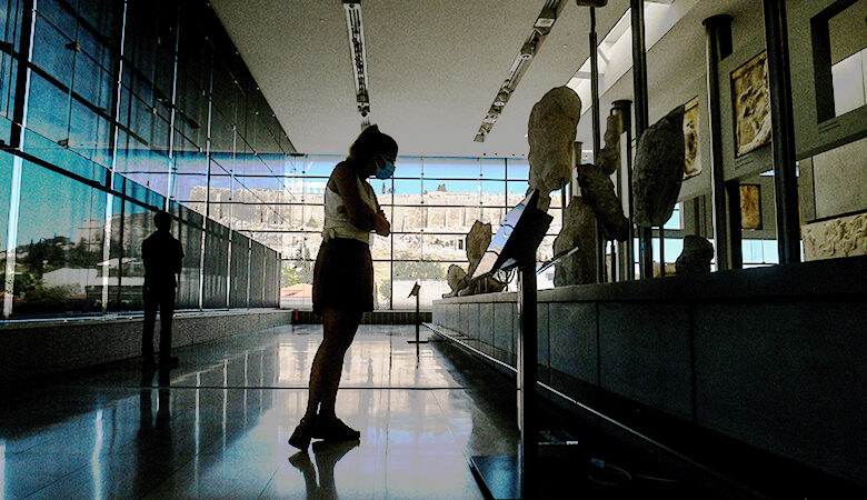 Μουσείο Ακρόπολης σε Σουνάκ: «Πολιτισμός δεν είναι μόνον οι αρχαιότητες, είναι και οι συμπεριφορές»