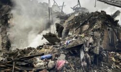 Δύο νεκροί και δέκα τραυματίες στην ανατολική Ουκρανία από ρωσικούς βομβαρδισμούς