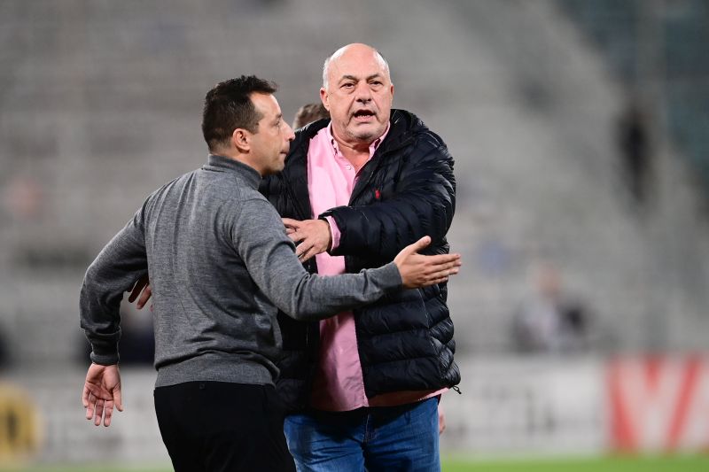 Αχιλλέας Μπέος κατά Αστυνομίας για επεισόδια στο Βόλος-Ολυμπιακός: «Δεν την τιμά η αδυναμία να αντιμετωπίσει μια χούφτα οπαδών»