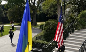 Οι ηγέτες των ΗΠΑ και της Ουκρανίας επιδιώκουν την επιτάχυνση της συμπαραγωγής όπλων