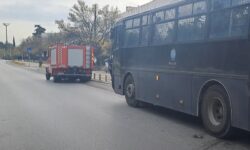 Επίθεση με μολότοφ σε διμοιρία των ΜΑΤ στο Αριστοτέλειο Πανεπιστήμιο Θεσσαλονίκης