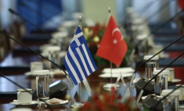 Τι περιλαμβάνουν οι 15 συμφωνίες και τα μνημόνια που υπέγραψαν Ελλάδα και Τουρκία