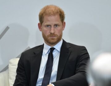 Οργή στη Βρετανία για τον πρίγκηπα Χάρι: Αυτά που είπε για τον καρκίνο του βασιλιά Καρόλου προκάλεσαν γενική κατακραυγή