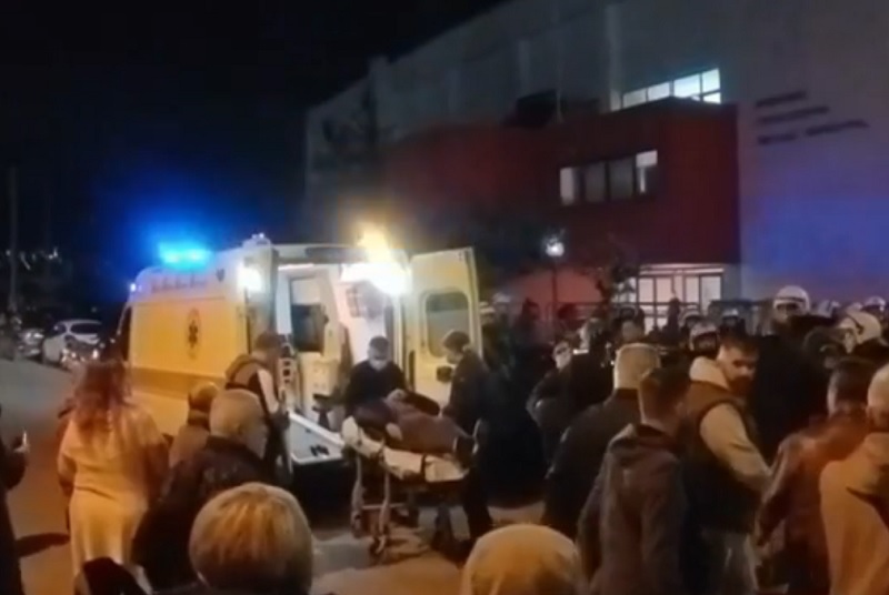 Αιματηρά επεισόδια στου Ρέντη: Κρίσιμη η κατάσταση του 31χρονου αστυνομικού σύμφωνα με το νέο ιατρικό ανακοινωθέν