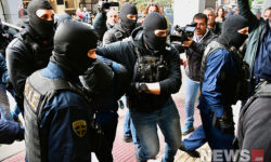 Αιματηρά επεισόδια στου Ρέντη: Εντοπίστηκε πυρίτιδα και στα χέρια του 26χρονου μάνατζερ γνωστού τράπερ – Σφίγγει ο κλοιός για τον «καθοδηγητή»