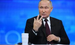 Ο Πούτιν πρότεινε να μεταφερθούν τα κεντρικά γραφεία ορισμένων μεγάλων εταιρειών έξω από τη Μόσχα