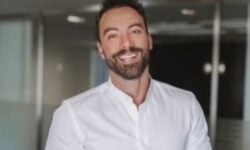 Σάκης Τανιμανίδης: Το ραντεβού του παρουσιαστή στον Alpha