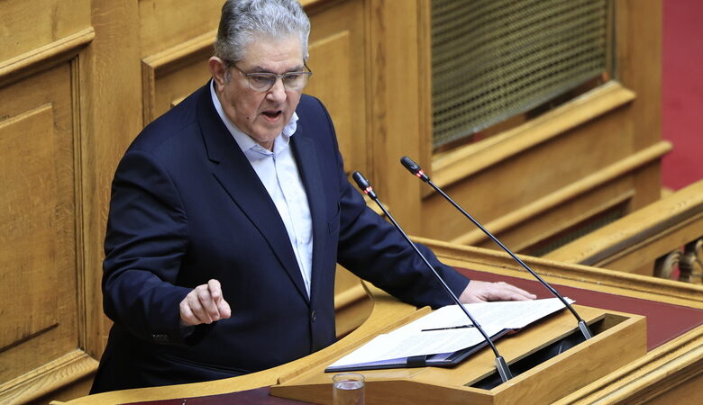 Κουτσούμπας προς ΣΥΡΙΖΑ: Να τον χαίρεστε τον κ. Κασσελάκη, να τον προτείνετε και για το Νόμπελ οικονομίας