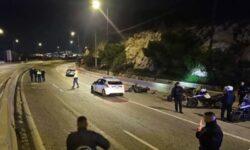 Τραγωδία στον Ασπρόπυργο: «Ο συνάδελφος έχει εκσφενδονιστεί, ένας σταθμός να κόψει την εθνική»
