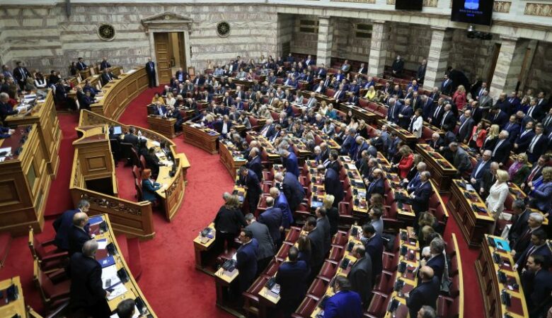 Ο ΣΥΡΙΖΑ ζήτησε ονομαστική ψηφοφορία για τροπολογία που αφορά τους μετανάστες «εργάτες γης»