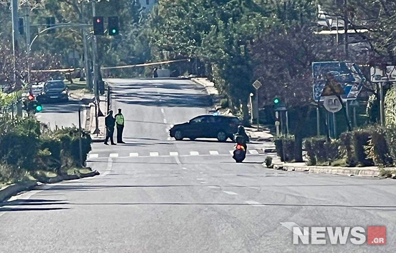 Αποτροπή έκρηξης βόμβας στην έδρα των ΜΑΤ: Ο δήμος Ζωγράφου κλάδεψε τα δέντρα που δημιουργούσαν «τυφλά» σημεία