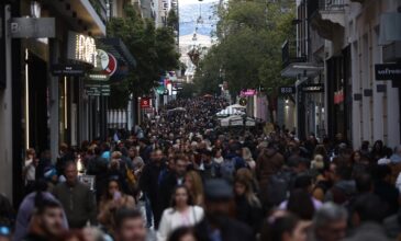 «Ζεστάθηκε» η αγορά από την αυξημένη κίνηση στα καταστήματα – Ανοικτά τα καταστήματα την Κυριακή