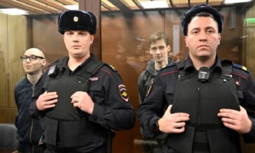 Ρωσία: Βαριές ποινές κάθειρξης σε δύο ποιητές που ανάγνωσαν ποιήμα κατά του πολέμου στην Ουκρανία