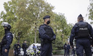 Γαλλία: Επί ποδός πάνω από 90.000 μέλη των δυνάμεων ασφαλείας για τις εκδηλώσεις της Πρωτοχρονιάς