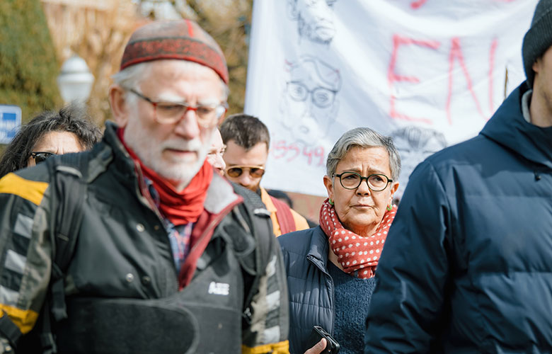 Figaro: Ελλάδα και Κύπρος είναι από φορολογική άποψη ελκυστικοί προορισμοί για τους Γάλλους συνταξιούχους