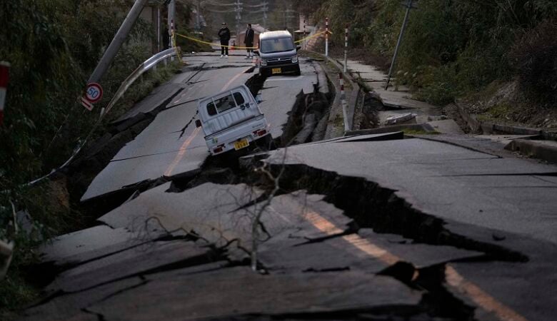 Ισχυρός σεισμός συγκλόνισε την Ιαπωνία: Στους 62 ανήλθε ο αριθμός των νεκρών – Η γη μετατοπίστηκε 1,3 μέτρα δυτικά