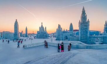 Αριθμό ρεκόρ τουριστών προσέλκυσε η «πόλη του χιονιού» της Κίνας στις διακοπές της φετινής Πρωτοχρονιάς