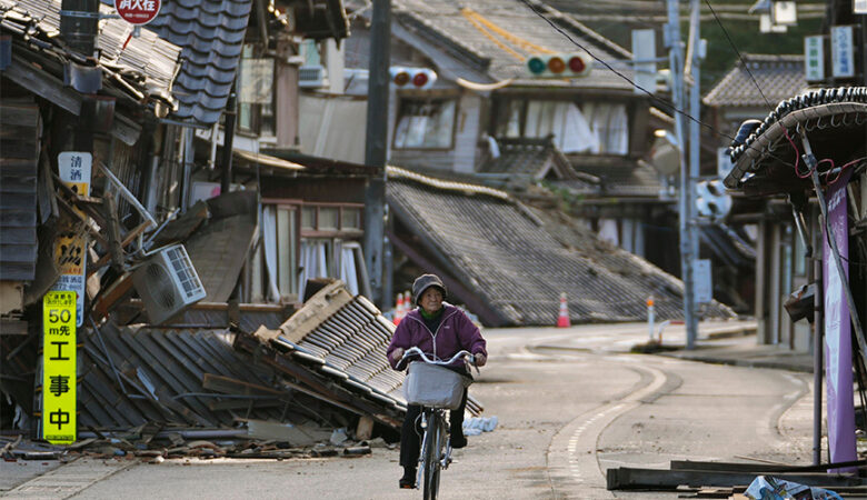 Φονικός σεισμός στην Ιαπωνία: Ανεβαίνει ο τραγικός απολογισμός – 92 νεκροί, τουλάχιστον 242 αγνοούμενοι
