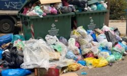 Εισαγγελική έρευνα για τα σκουπίδια σε δρόμους του κεντρικού δήμου Θεσσαλονίκης