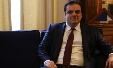 Πιερρακάκης: Είμαστε έτοιμοι για τις ψηφιακές εξετάσεις – Δεν θα χαθεί το εξάμηνο