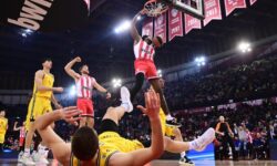 Euroleague: Με… δυναμίτη τον Ράιτ και «εκτελεστή» τον Κάνααν ο Ολυμπιακός νίκησε την Άλμπα στο ΣΕΦ