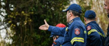 Σε εξέλιξη έρευνες για 33χρονη τουρίστρια από τη Σερβία που αγνοείται στο Πευκοχώρι Χαλκιδικής