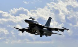 Συντριβή αμερικανικού F-16 στα ανοικτά της Νότιας Κορέας