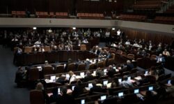 Προτάθηκε για αποπομπή από το κοινοβούλιο Ισραηλινός βουλευτής – Υποστήριξε την καταγγελία κατά του Ισραήλ στο Διεθνές Δικαστήριο