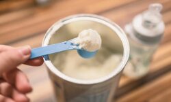 Ο ΕΟΦ ανακαλεί παρτίδες βρεφικού γάλακτος της Nutricia