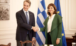 Συνάντηση Μητσοτάκη με την απεσταλμένη του γενικού γραμματέα του ΟΗΕ για την Κύπρο