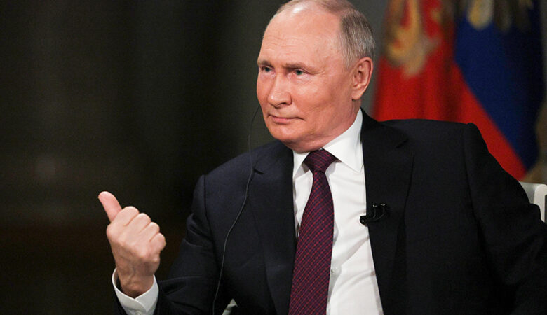 Ρωσία: Ο Πούτιν χαρακτήρισε αβάσιμους τους ισχυρισμούς της Γιούλια Ναβάλναγια περί Νόβιτσοκ