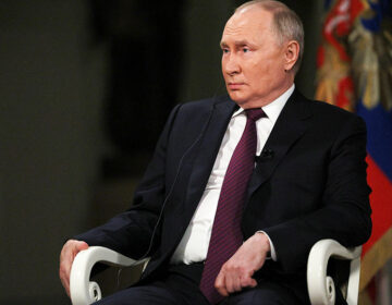 Ρωσικές πηγές στο Reuters: Ο Πούτιν είναι έτοιμος να σταματήσει τον πόλεμο στην Ουκρανία και να διαπραγματευθεί μια κατάπαυση πυρός