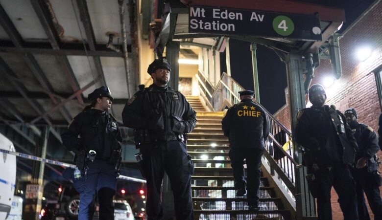 ΗΠΑ: Πυροβολισμοί στο μετρό της Νέας Υόρκης – Ένας νεκρός και πέντε τραυματίες