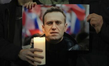 Ρωσία: Οι αρχές δεν επιτρέπουν ακόμη στην οικογένεια του Αλεξέι Ναβάλνι να έχει πρόσβαση στη σορό του